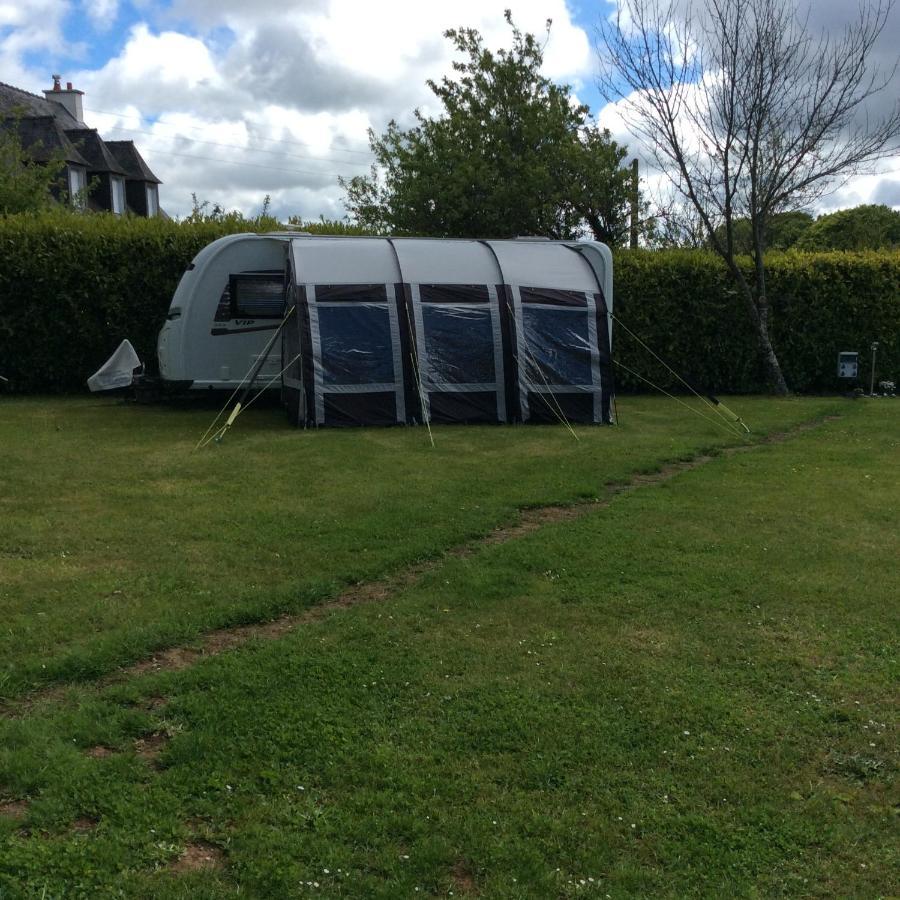 Le Boterff Gites Et Camping Saint-Mayeux Esterno foto